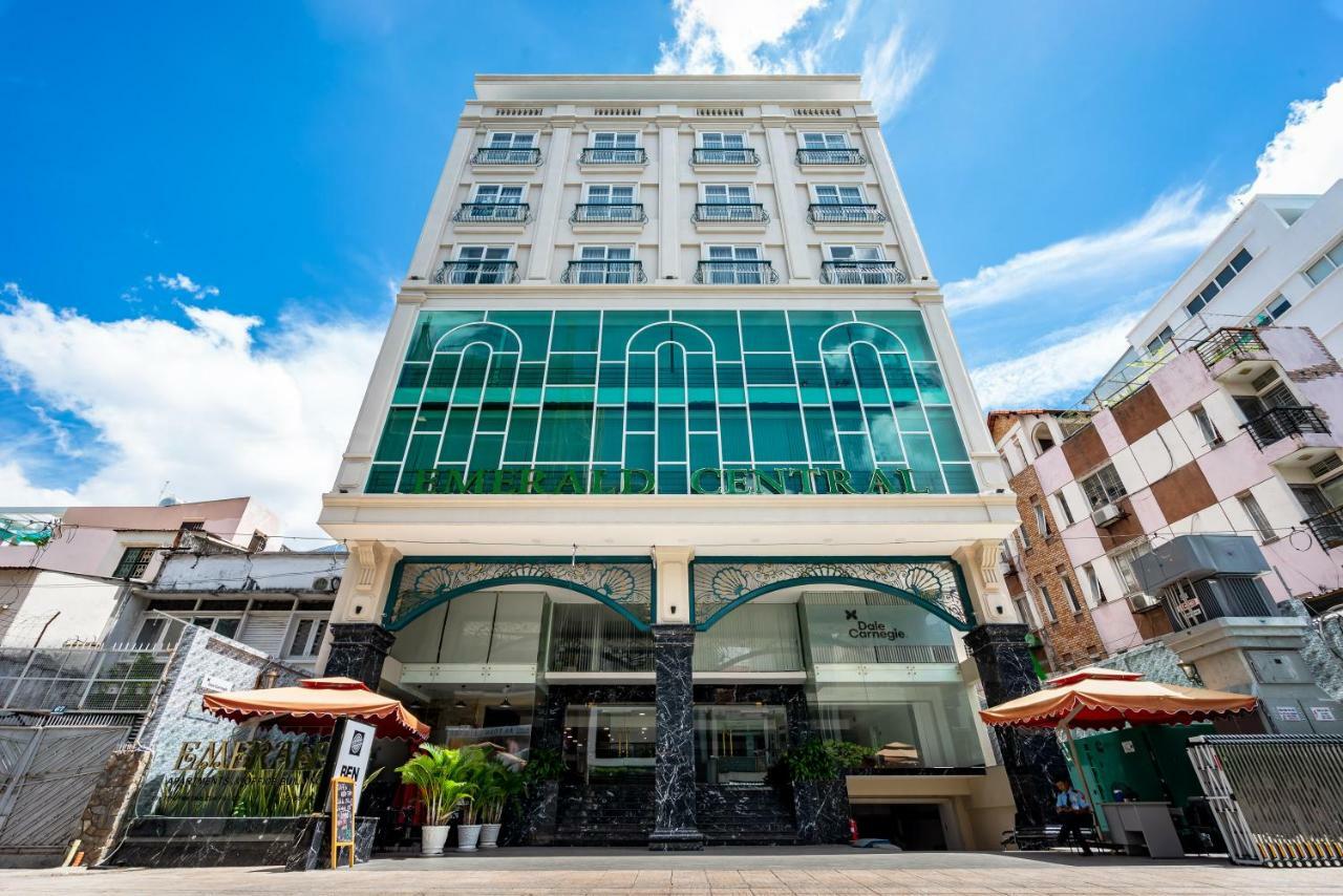 Emerald Central Hotel Ho Chi Minh City Exterior photo